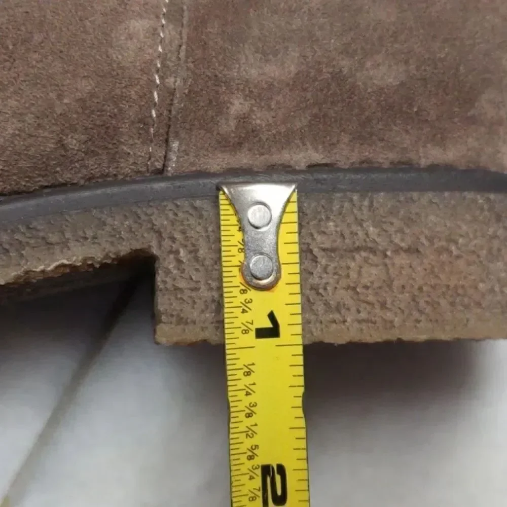 N/A brown fur